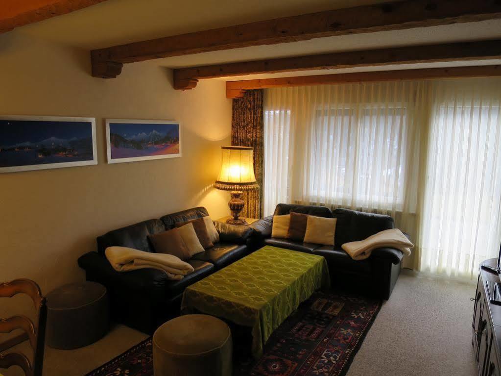 Villa Franca E06 Arosa Luaran gambar